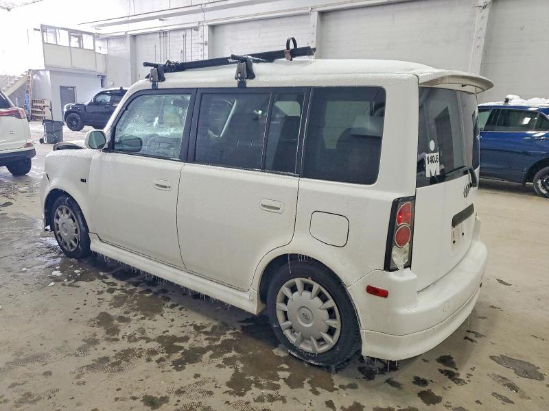 Photo 2 from auction – 2006 TOYOTA SCION XB with VIN JTLKT334964040759