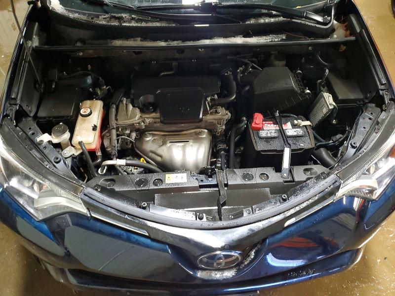 Photo 11 from auction – 2017 TOYOTA RAV4 with VIN JTMRFREVXHJ712679
