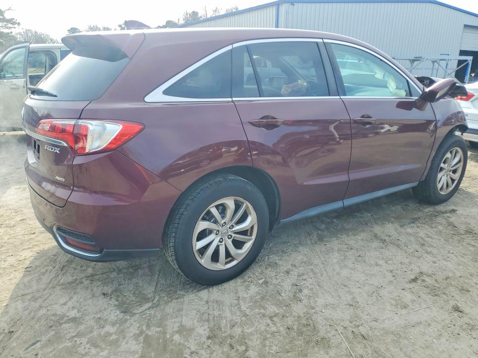 Photo 3 from auction – 2017 ACURA RDX with VIN 5J8TB4H34HL005193