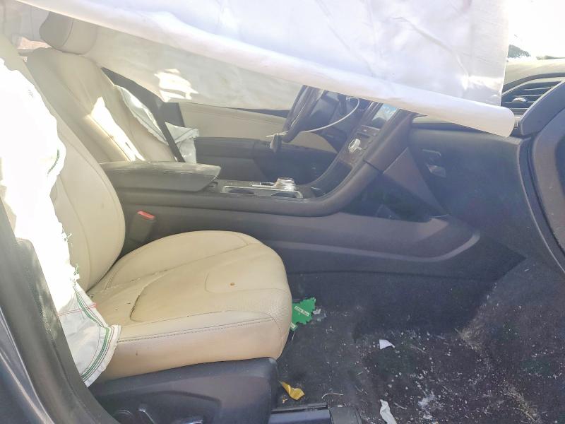 Photo 7 from auction – 2018 FORD FUSION with VIN 3FA6P0RU0JR120481