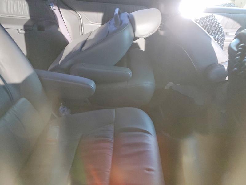 Photo 11 from auction – 2004 HONDA ODYSSEY with VIN 5FNRL18704B033402