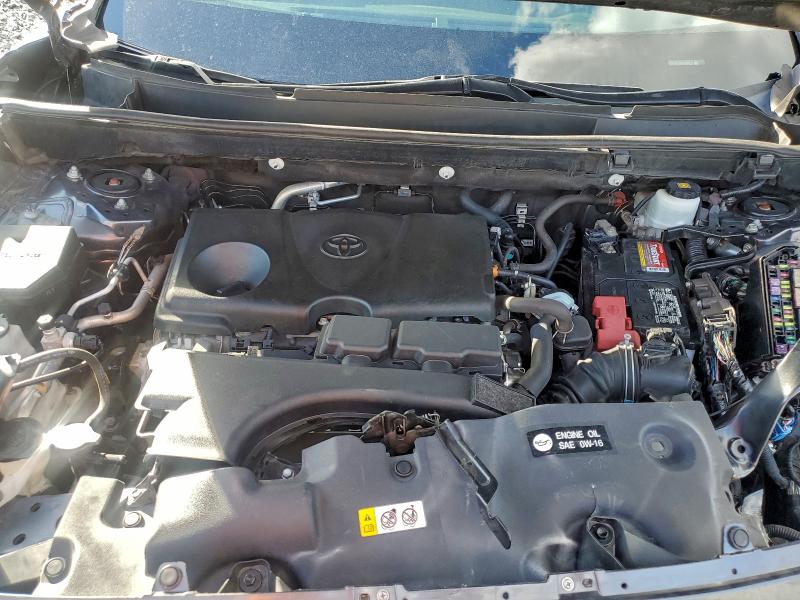 Photo 12 from auction – 2021 TOYOTA RAV4 with VIN 2T3W1RFV9MC098737