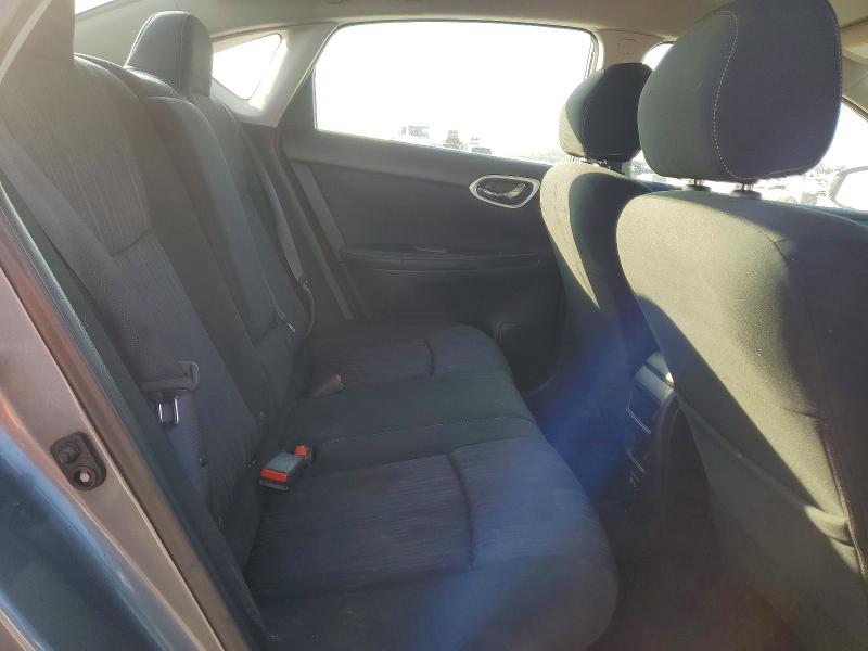 Photo 10 from auction – 2019 NISSAN SENTRA S with VIN 3N1AB7AP3KY362760