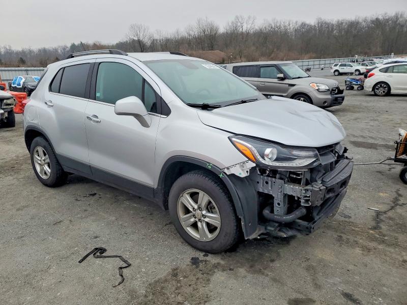 Photo 4 from auction – 2019 CHEVROLET TRAX 1LT with VIN KL7CJPSB2KB925613