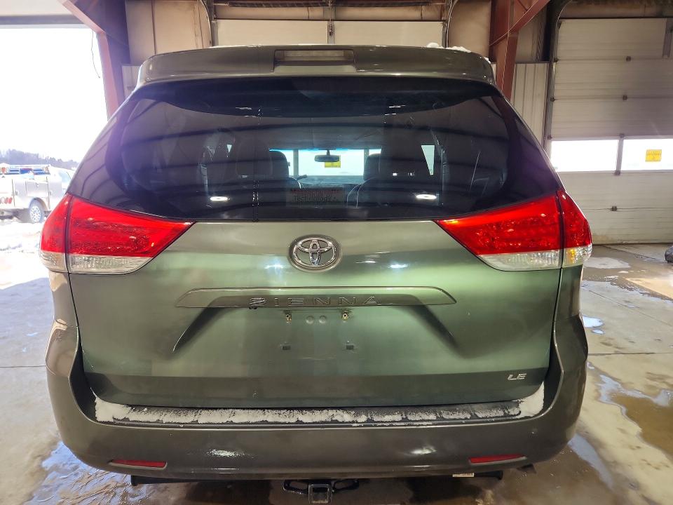 Photo 6 from auction – 2011 TOYOTA SIENNA LE with VIN 5TDKK3DC6BS102170