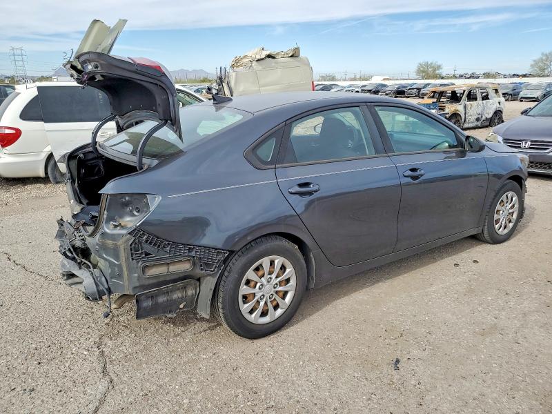 Photo 3 from auction – 2019 KIA FORTE FE with VIN 3KPF24AD6KE095459