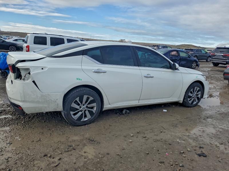 Photo 3 from auction – 2021 NISSAN ALTIMA S with VIN 1N4BL4BV1MN382859