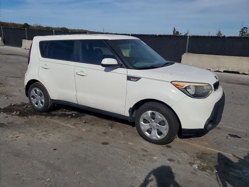 Photo 4 from auction – 2014 KIA SOUL with VIN KNDJN2A27E7072684