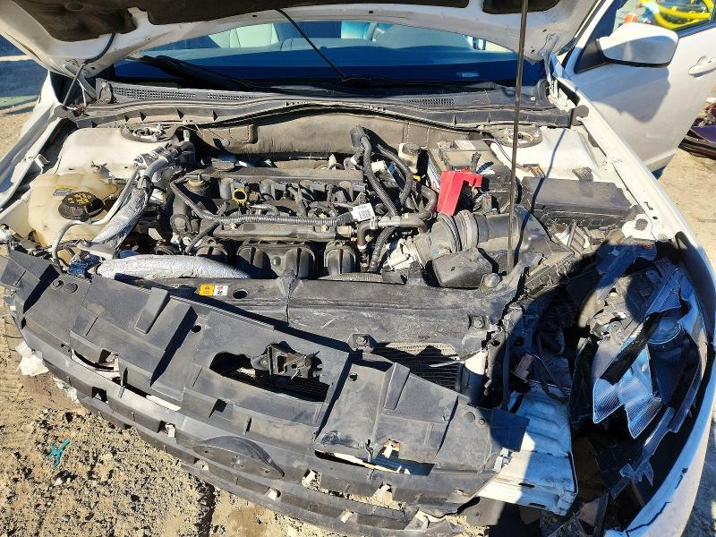 Photo 11 from auction – 2011 FORD FUSION SE with VIN 3FAHP0HA6BR246605