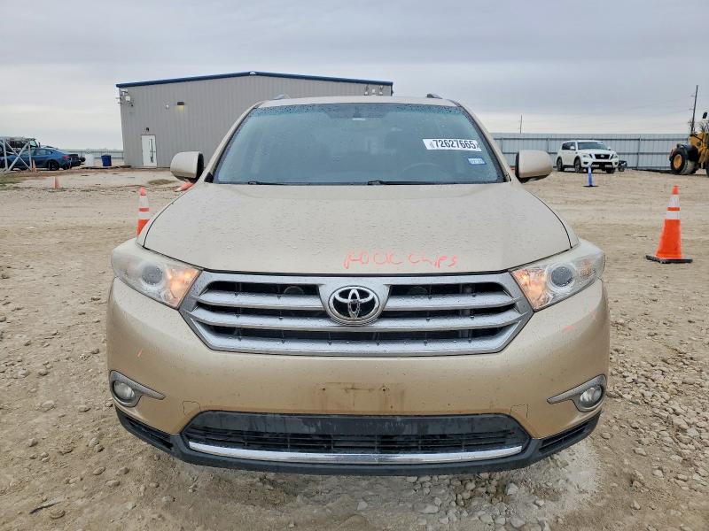 Photo 5 from auction – 2013 TOYOTA HIGHLANDER with VIN 5TDYK3EH1DS112970
