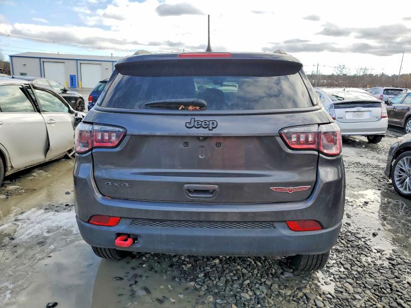 Photo 6 from auction – 2018 JEEP COMPASS TR with VIN 3C4NJDDB3JT441938