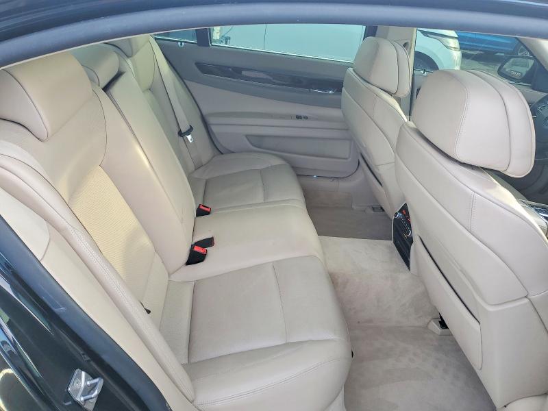 Photo 10 from auction – 2011 BMW 750 with VIN WBAKC8C59BC433367
