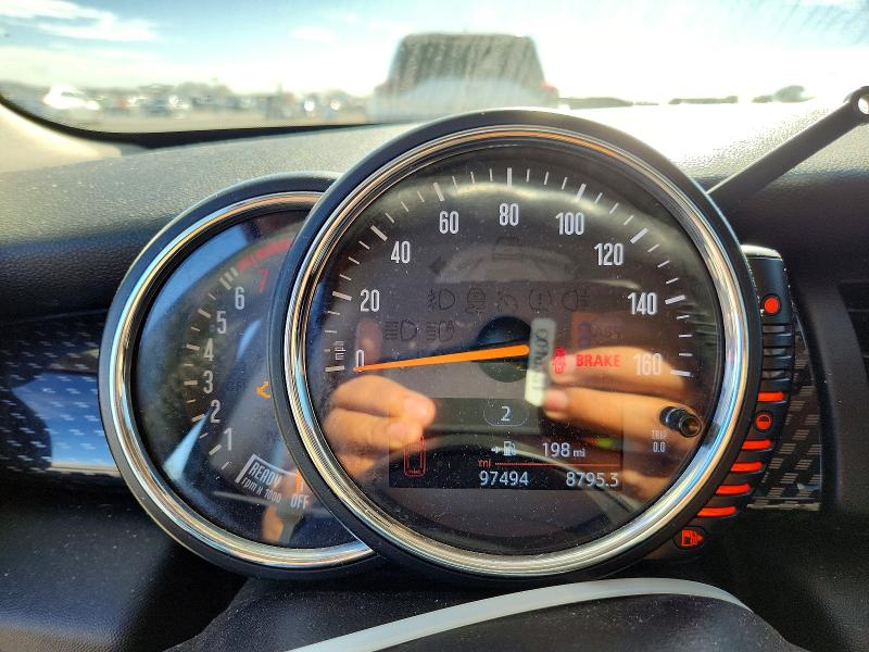 Photo 9 from auction – 2015 MINI COOPER S with VIN WMWXP7C51F2A59372