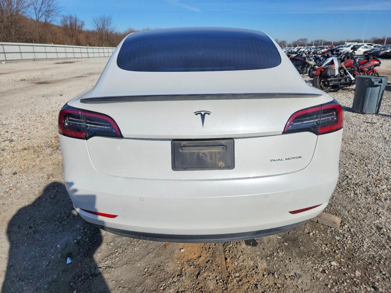 Photo 6 from auction – 2019 TESLA MODEL 3 with VIN 5YJ3E1EB0KF513042
