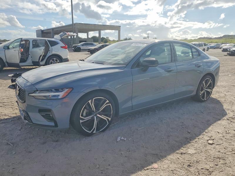 2024 VOLVO S60