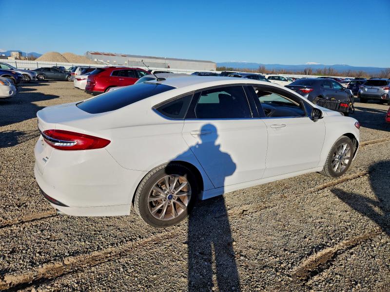 Photo 3 from auction – 2017 FORD FUSION SE with VIN 3FA6P0HD6HR351137