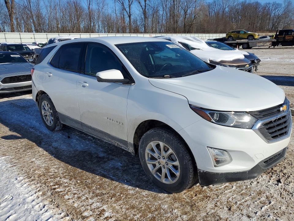 Photo 4 from auction – 2020 CHEVROLET EQUINOX LT with VIN 2GNAXTEV4L6168782