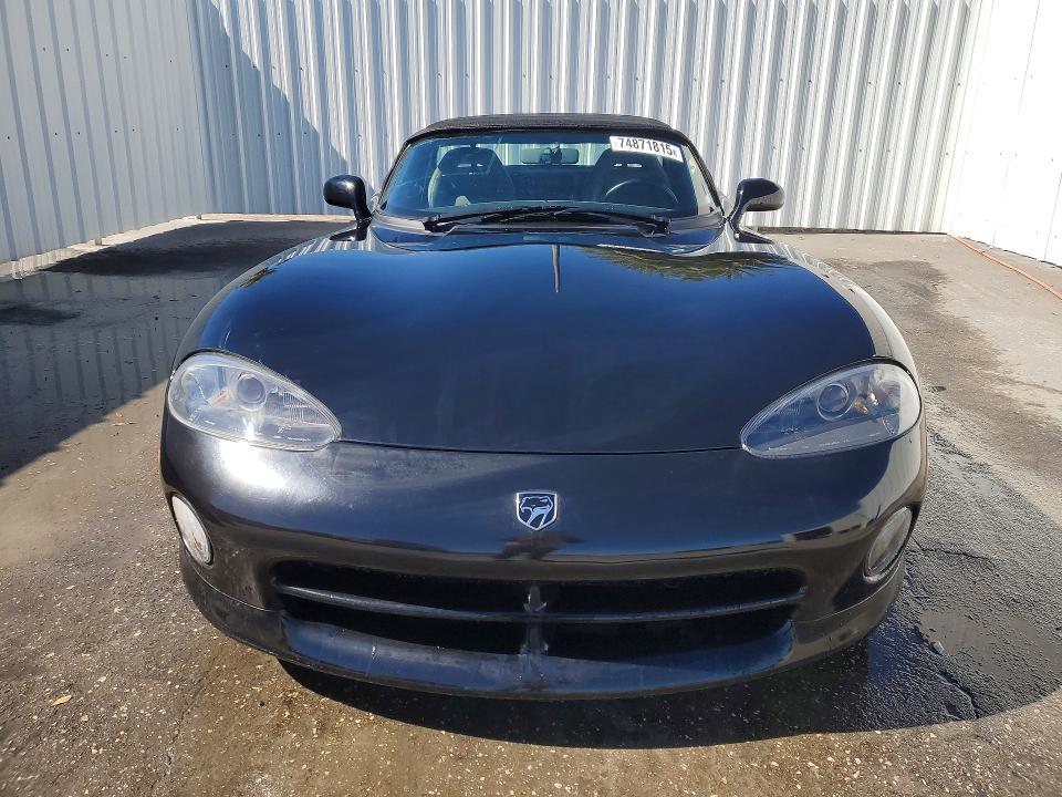 Photo 5 from auction – 1994 DODGE VIPER RT-1 with VIN 1B3BR65E9RV102842