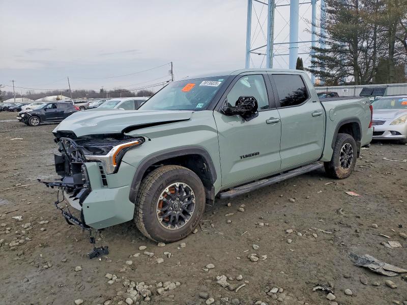 TOYOTA TUNDRA 2025 with VIN 5TFLA5DB2SX324421 - Photo from auction