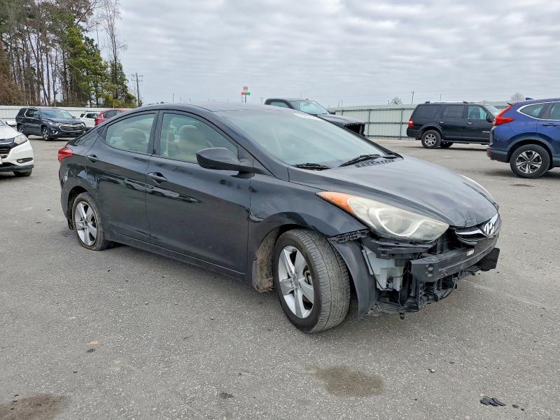 Photo 4 from auction – 2013 HYUNDAI ELANTRA with VIN 5NPDH4AE8DH413756