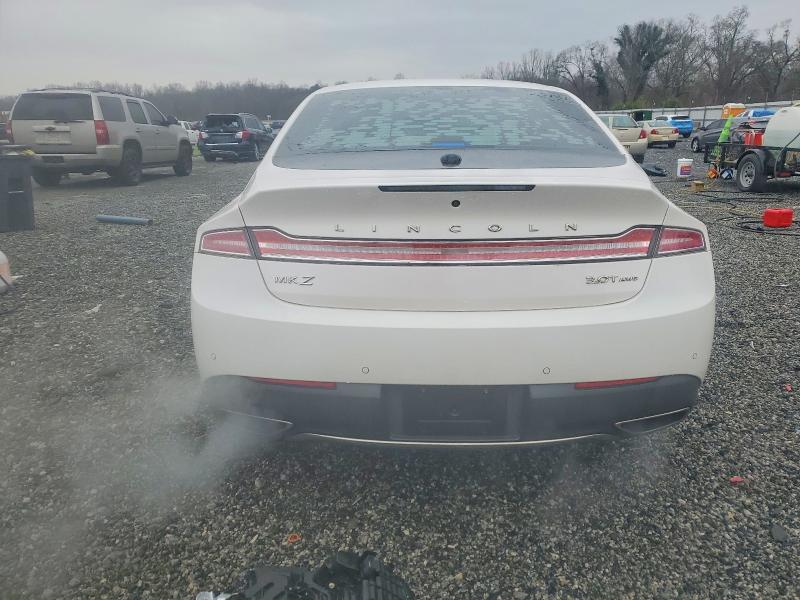 Photo 6 from auction – 2017 LINCOLN MKZ RESERV with VIN 3LN6L5FC6HR646540