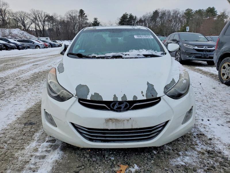 Photo 5 from auction – 2012 HYUNDAI ELANTRA GL with VIN 5NPDH4AE9CH097539