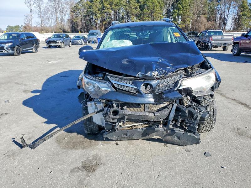 Photo 5 from auction – 2015 TOYOTA RAV4 with VIN 2T3ZFREV0FW208494