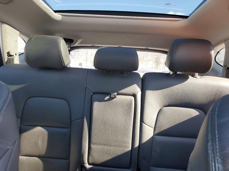 Photo 10 from auction – 2020 HYUNDAI TUCSON LIM with VIN KM8J3CAL7LU147396