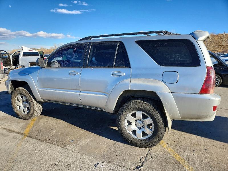 Photo 2 from auction – 2005 TOYOTA 4RUNNER SR with VIN JTEBU14R550070009