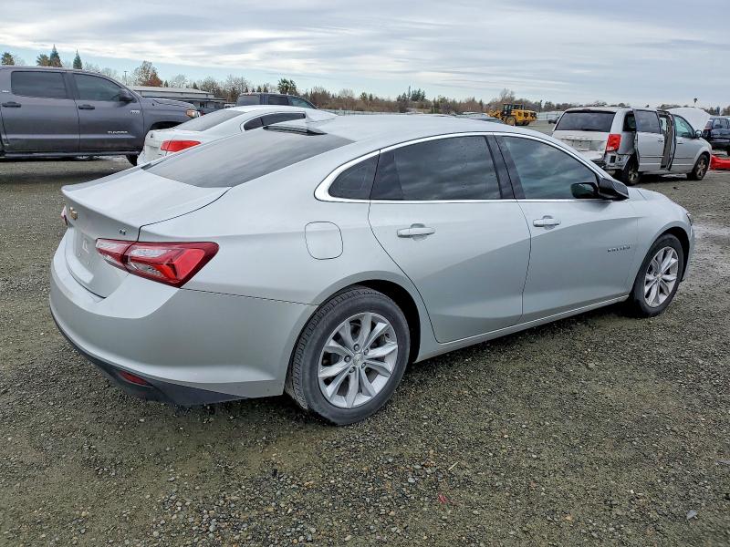 Photo 3 from auction – 2022 CHEVROLET MALIBU with VIN 1G1ZD5STXNF178530