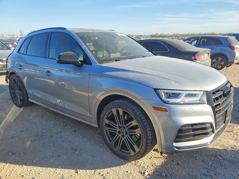Photo 4 from auction – 2020 AUDI SQ5 with VIN WA1B4AFY5L2013216