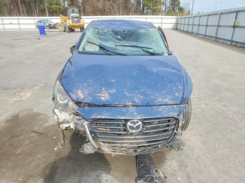 Photo 5 from auction – 2018 MAZDA 3 with VIN 3MZBN1U7XJM220555