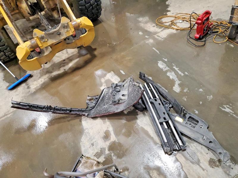 Photo 13 from auction – 2018 TOYOTA HIGHLANDER with VIN 5TDBZRFH5JS806544