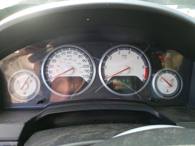 Photo 9 from auction – 2010 DODGE GRAND CARA with VIN 2D4RN5D14AR273090