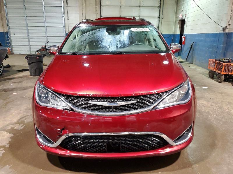 Photo 5 from auction – 2018 CHRYSLER PACIFICA with VIN 2C4RC1GG3JR262125