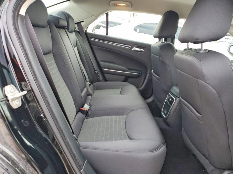 Photo 10 from auction – 2023 CHRYSLER 300 with VIN 2C3CCAAGXPH605000
