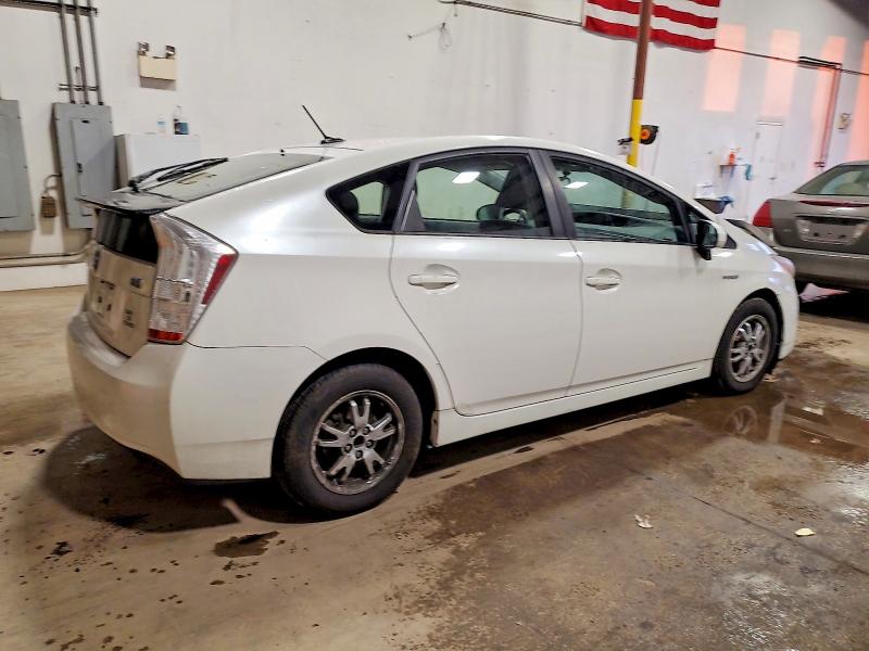 Photo 3 from auction – 2010 TOYOTA PRIUS with VIN JTDKN3DU8A0183092