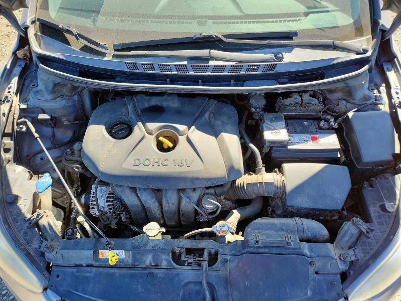 Photo 11 from auction – 2013 HYUNDAI ELANTRA GL with VIN 5NPDH4AE2DH449927