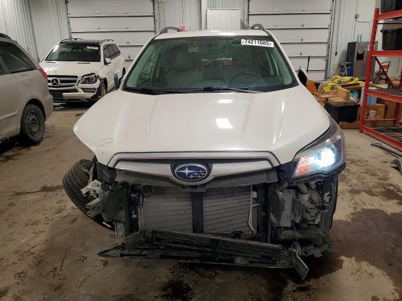 Photo 5 from auction – 2019 SUBARU FORESTER P with VIN JF2SKAGC5KH485668