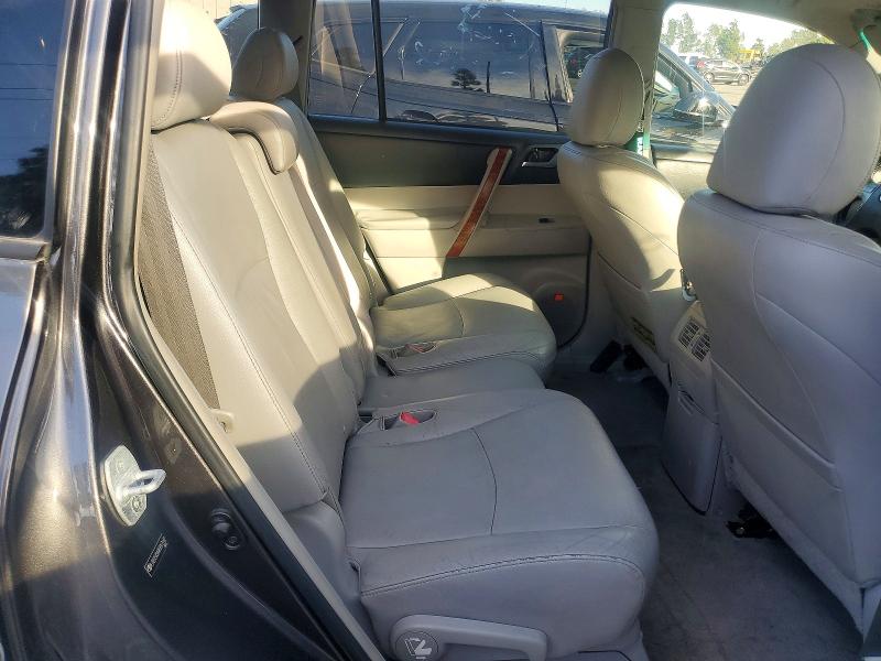 Photo 11 from auction – 2008 TOYOTA HIGHLANDER with VIN JTEDS42A982017142