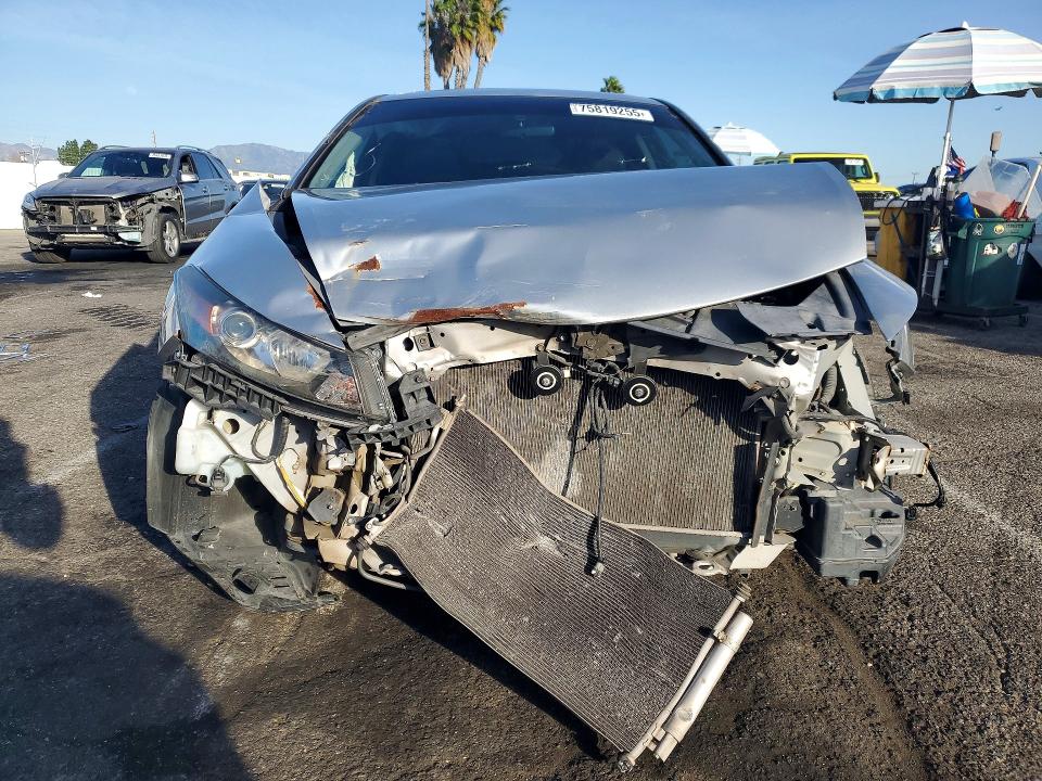 Photo 5 from auction – 2009 HONDA ACCORD with VIN 1HGCS12809A000220