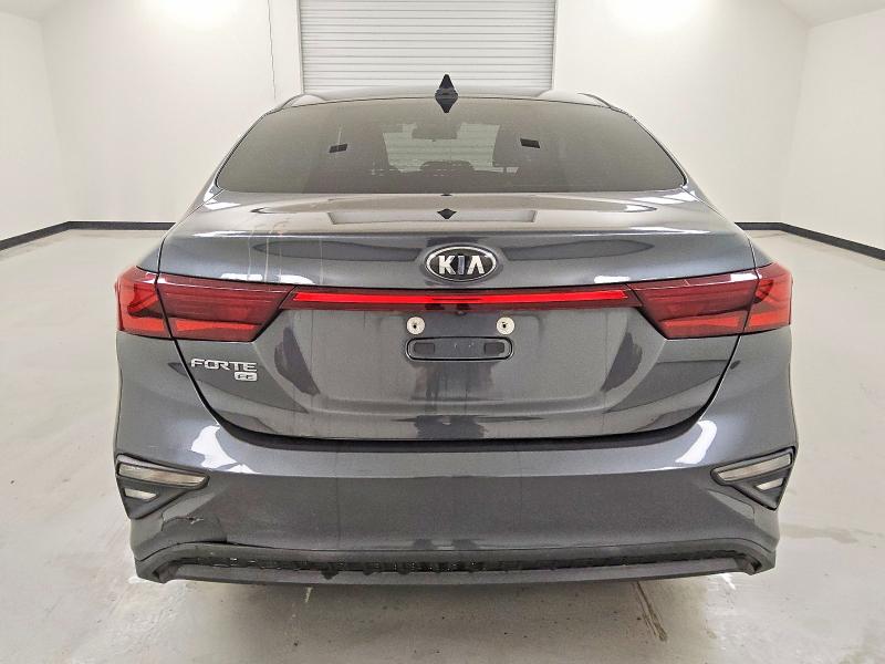 Photo 6 from auction – 2019 KIA FORTE FE with VIN 3KPF24AD4KE028228