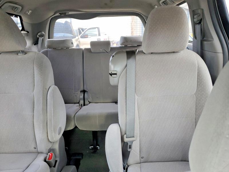 Photo 10 from auction – 2015 TOYOTA SIENNA LE with VIN 5TDKK3DC7FS590678
