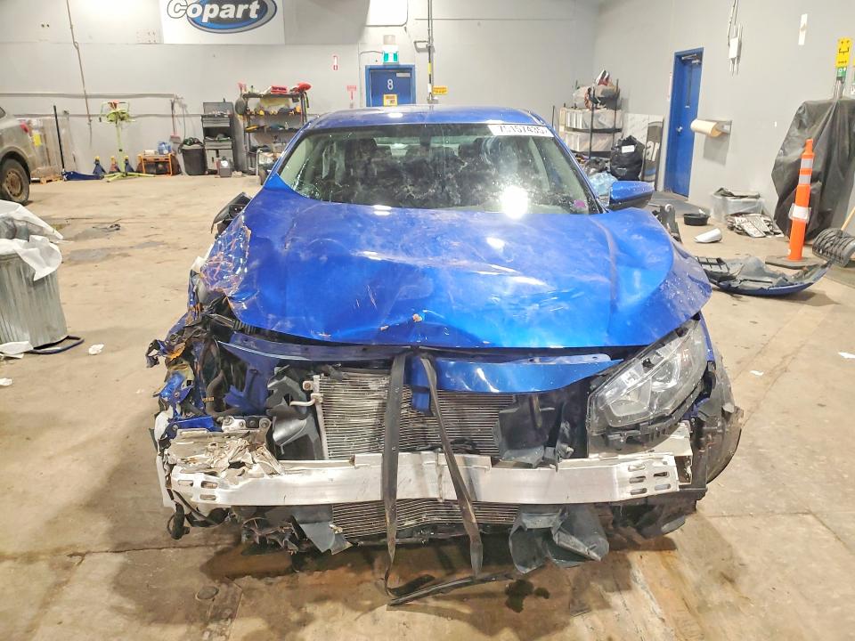 Photo 5 from auction – 2018 HONDA CIVIC with VIN 2HGFC2F53JH012156