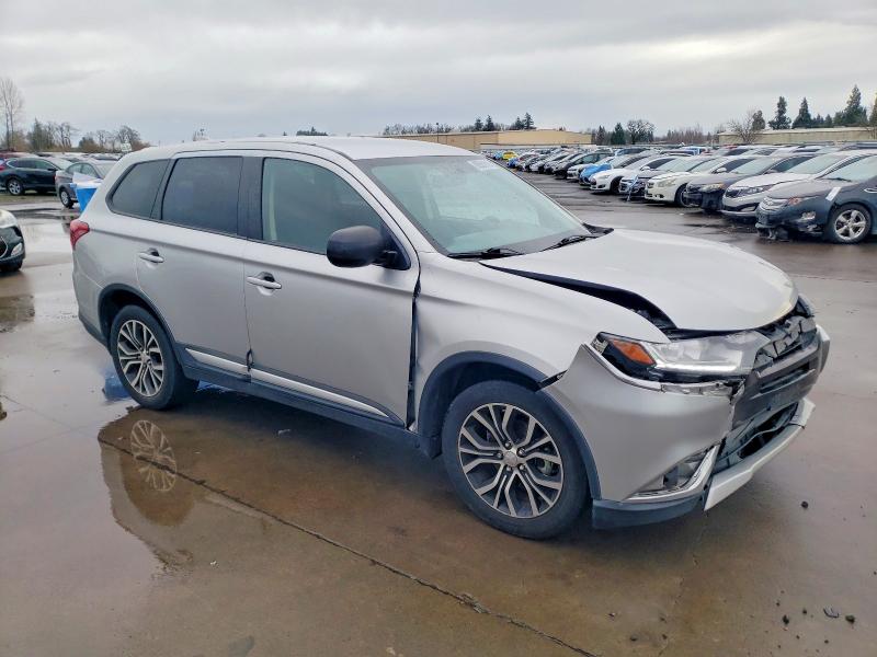Photo 4 from auction – 2018 MITSUBISHI OUTLANDER with VIN JA4AZ2A30JZ006757