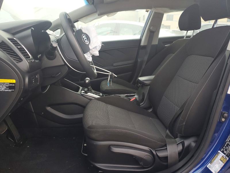 Photo 7 from auction – 2017 KIA FORTE LX with VIN 3KPFK4A76HE151371