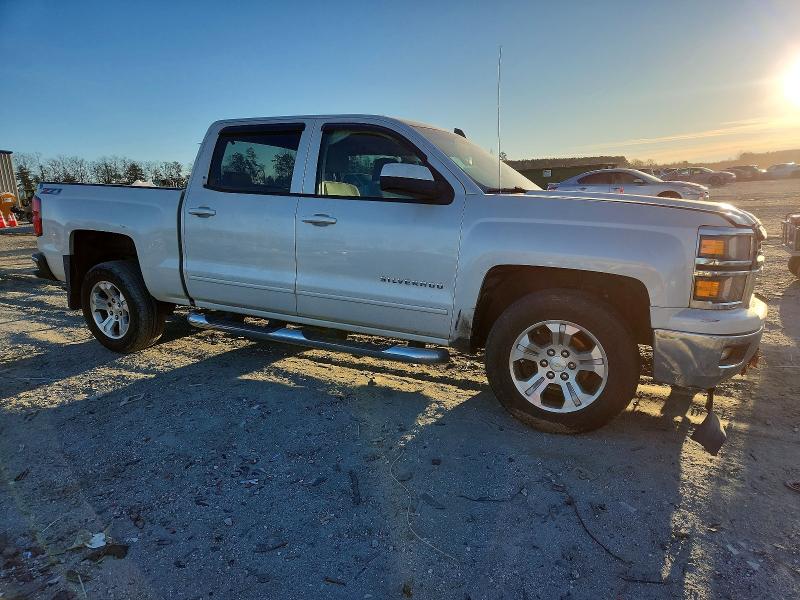 Photo 4 from auction – 2015 CHEVROLET SILVERADO with VIN 3GCUKREC3FG312496