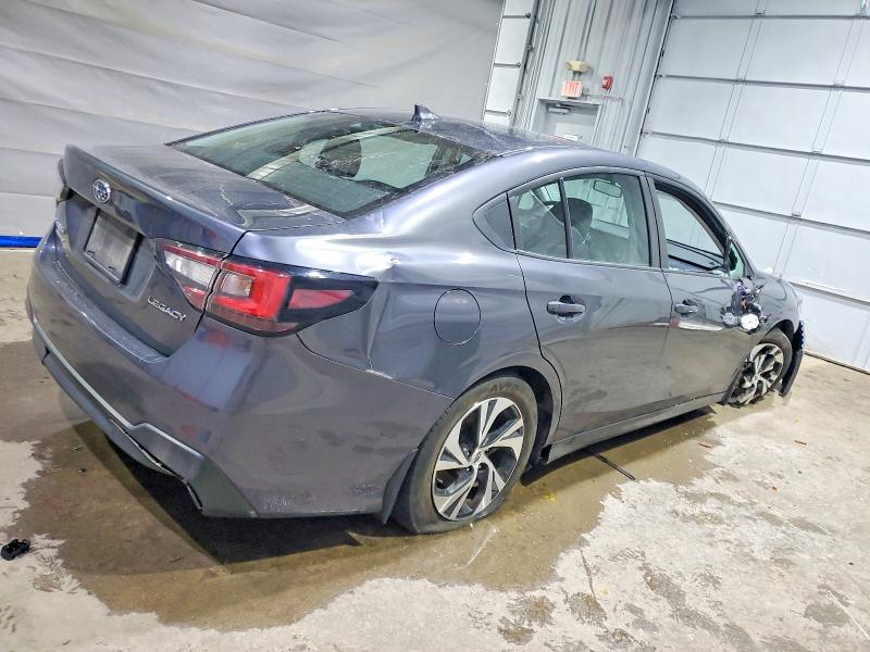 Photo 3 from auction – 2023 SUBARU LEGACY PRE with VIN 4S3BWAC6XP3010184