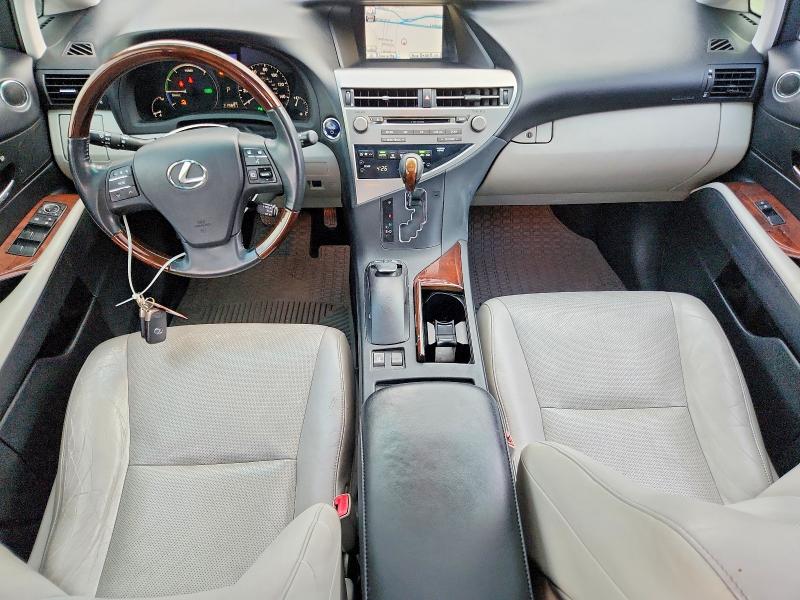Photo 8 from auction – 2011 LEXUS RX with VIN JTJZB1BA0B2005653
