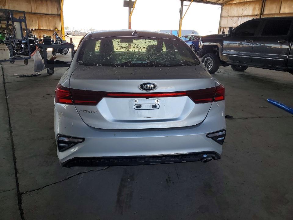 Photo 6 from auction – 2019 KIA FORTE FE with VIN 3KPF24AD8KE124993